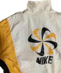 値下げ中】vintage 風車NIKE ナイロンジャケット - メルカリ