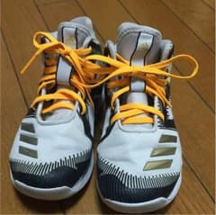 バッシュ19.5 10月末まで期間限定値下げのサムネイル