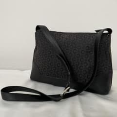 【美品】CELINE Cマカダム ショルダーバッグ オールド キャンバスのサムネイル