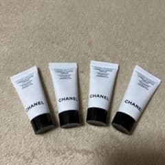 CHANEL イドゥラ ビューティ ウォータリークリーム サンプル4個セットのサムネイル