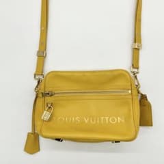 LOUIS VUITTON パナームラインテイクオフ ショルダーバッグ イエロー LOUIS VUITTON パナームラインテイクオフ ショルダーバッグ イエロー