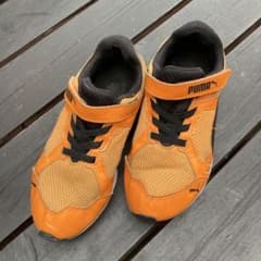PUMA スニーカー　19cmのサムネイル