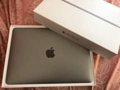 MacBook Air 12インチのサムネイル