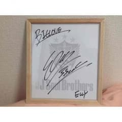 ELLY サインのサムネイル