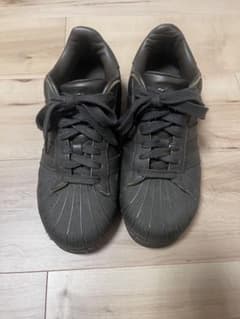 adidas superstarのサムネイル