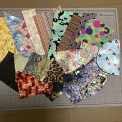牛革　ハギレ 20枚　本革 レザークラフト (Ｊ37)のサムネイル