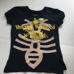 ヴィヴィアンウエストウッドのTシャツのサムネイル
