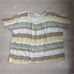 たらちゃん様専用　TITICACA khushbu 半袖カットソー 総柄のサムネイル