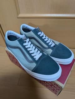 【新品未使用】VANS バンズ オールドスクール 防水スプレー塗布済み 日焼けのサムネイル