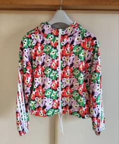 adidas 花柄ジャケット フード付き - メルカリ