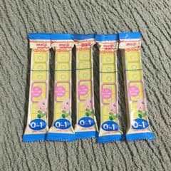 【★お急ぎ★】meiji ほほえみ らくらくキューブのサムネイル