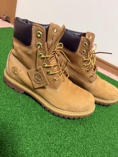 美品　Timberland イエローブーツプレミアム防水のサムネイル