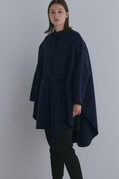 LEPHIL ルフィル　コート　 ソフトウールリバーポンチョ　ネイビーのサムネイル