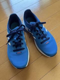 adidas 青 スニーカーのサムネイル