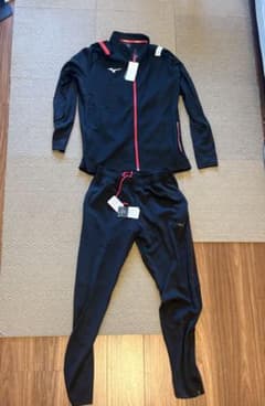 Mizuno Morelia ジャージ 2XL 黒赤 新品未使用です！！ - メルカリ