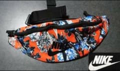 NIKE ウエストポーチ ボタニカル柄のサムネイル