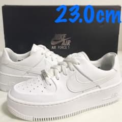 【美品】NIKE AIR FORCE 1 SAGE LOW (AF1)のサムネイル