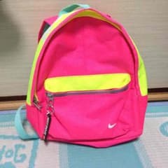 ナイキキッズバックパックのサムネイル