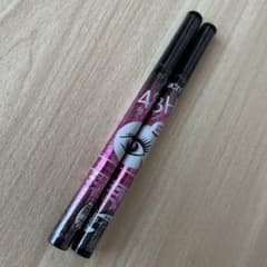 持続力アイライナーのサムネイル