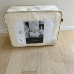 新品未使用　ダウナ 肌掛けシングル1枚　大塚家具　羽毛布団のサムネイル