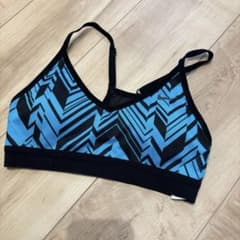 NIKE スポーツブラのサムネイル