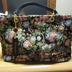 Mayu様専用！シンクビー花柄バックのサムネイル