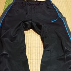 お値引きしました！NIKEメンズSサイズジャージのサムネイル