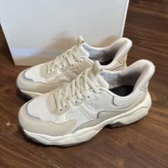 はあちゅう×welleg ハンズフリースニーカー 24.5cmのサムネイル