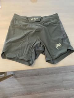 VENUM Contender ファイトショーツ パンツ　Sサイズはまけい様専用のサムネイル