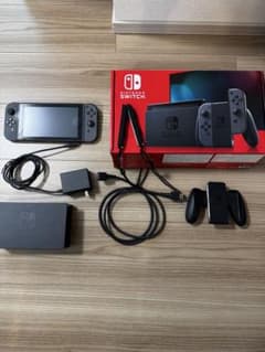 Nintendo Switch グレー 本体のサムネイル