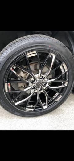 レオニス19インチホイール＆タイヤセットのサムネイル