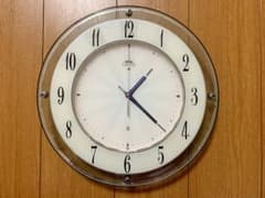 セイコー　エンブレム　掛け時計　電波時計　HS523S　エムブレム　グリーン セイコー エンブレム 掛け時計 電波時計 HS523S エムブレム グリーン