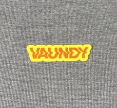 VAUNDY ロッキンTシャツ XL ホワイト & タオル イエロー&ステッカー VAUNDY ロッキンTシャツ XL ホワイト & タオル イエロー&ステッカー