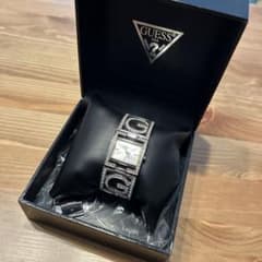 GUESS シルバー 腕時計 【電池交換済】のサムネイル