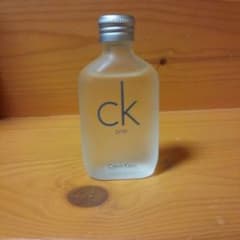 カルバンクライン　ck one 5mlのサムネイル
