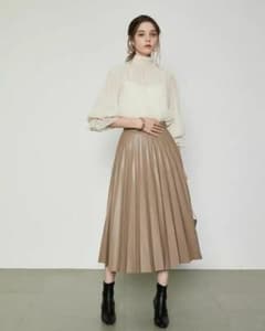 snidel トップス  ブラウスのサムネイル