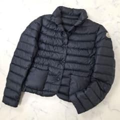 正規品☆ MONCLER モンクレール ライトダウン LISETTE ワッペン 正規品☆ MONCLER モンクレール ライトダウン LISETTE ワッペン - メルカリ