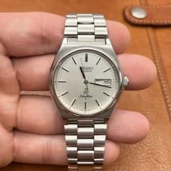 電池新品 セイコー シルバーウェーブ 8229-8000 腕時計 1982年製