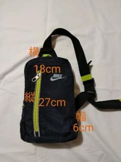 ショルダーバッグ 　ナイキキッズのサムネイル