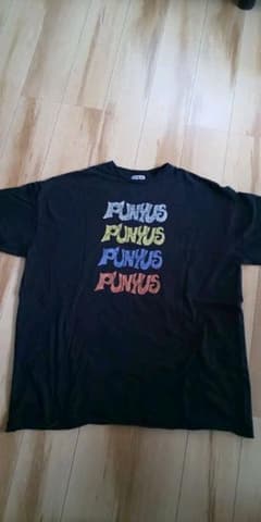 PUNYUS オーバーサイズTシャツのサムネイル