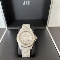 CHANEL・J12 ホワイト・12Ｐダイヤ