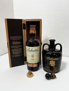 バランタイン 17年 30年 空瓶 木箱付 ディスプレイ用 - メルカリ