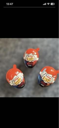 賞味期限7/2の為お値下げ！Kinder Joy ストレンジャーシングスのサムネイル