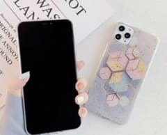 iPhone11用ケースのサムネイル
