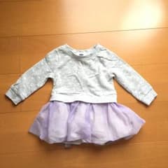 フリフリ付きトレーナーのサムネイル