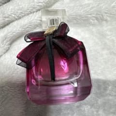【未使用】YSLイブサンローランモンパリオーデパルファムアンタンス　30ml香水のサムネイル