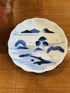 かなり昔の波型の青い風景皿 24cm - メルカリ