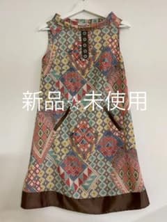 新品⭐︎未使用　ノースリーブワンピース　ベトナムシルクのサムネイル