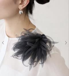 VERMEIL par ienaシルクオーガンジーコサージュグレー新品のサムネイル