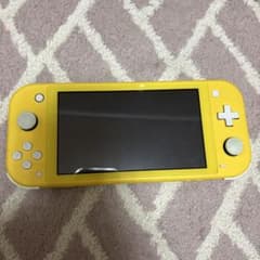 Nintendo Switch Lite イエローのサムネイル